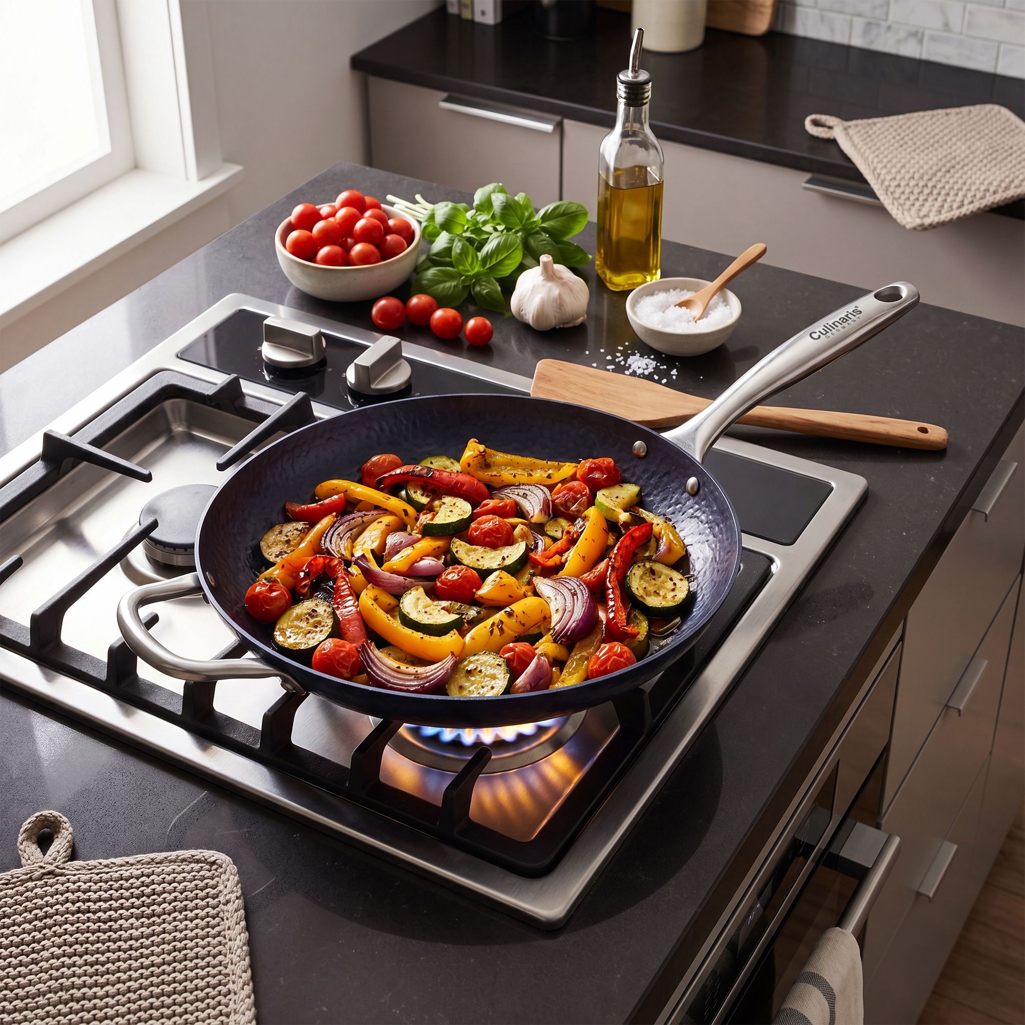 Iron frying pan - Martella - 32 cm - seasoned | Culinaris
